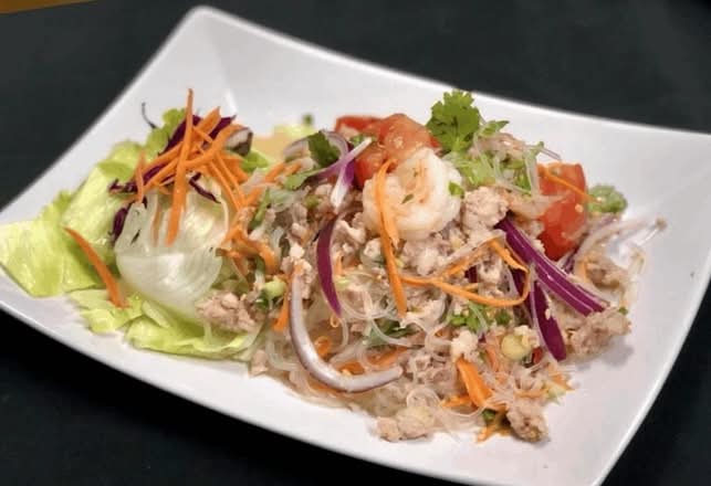 Yum Woon Sen Salad