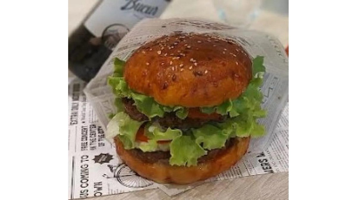 JB dublu burger