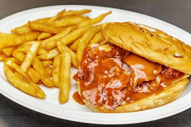 Junior Roast Beef Basket