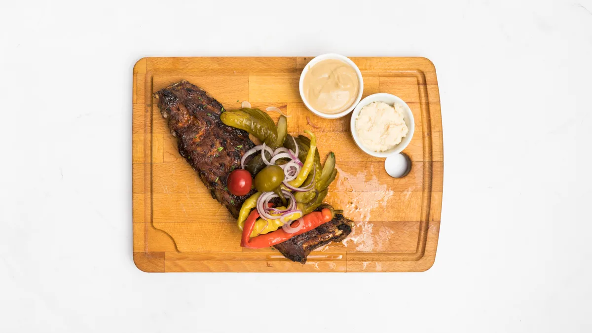 Bravčové rebrá v BBQ omáčke
