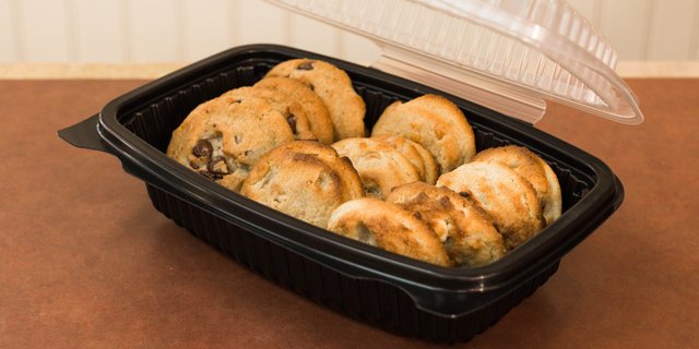 Dozen Cookies