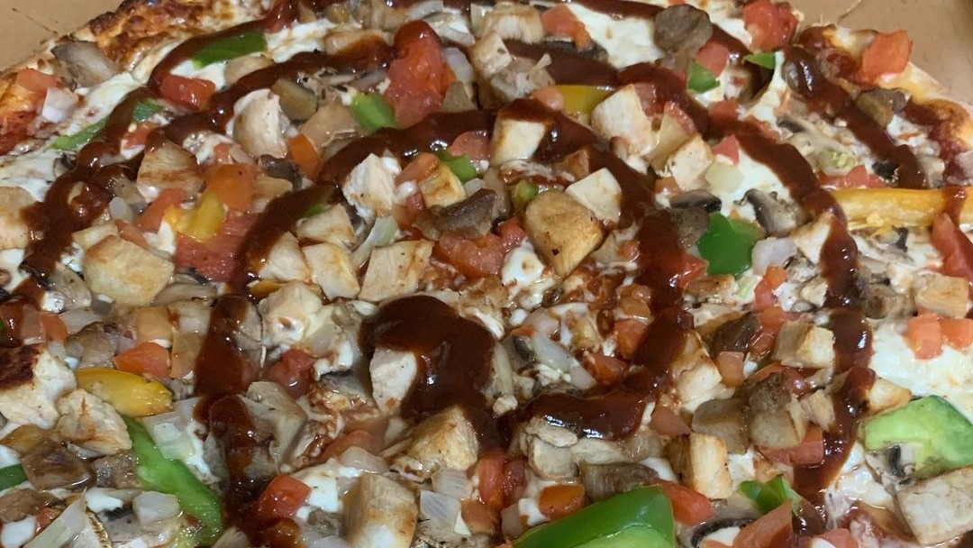 Jessy's BBQ Steak Pizza