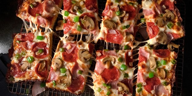 Super Special Deep Dish Pizza