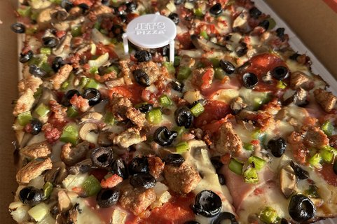 Veggie Corner Pizza