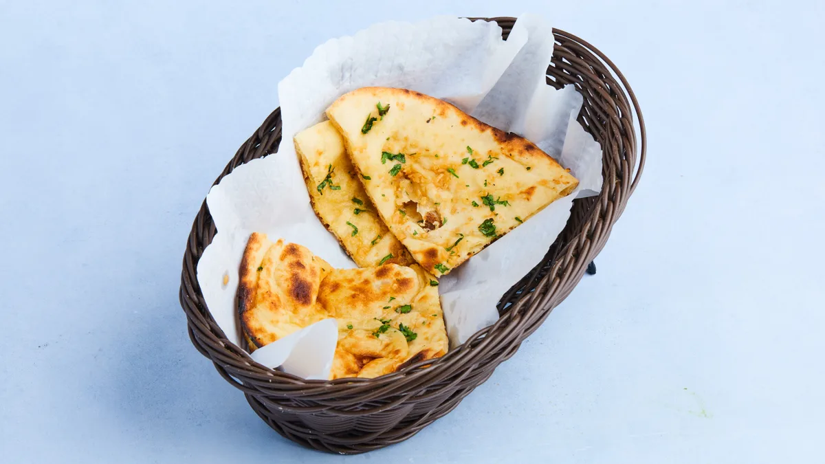 95. Garlic Nan