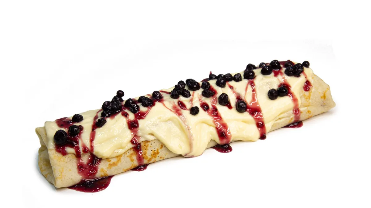 Vanilla cream and fruit