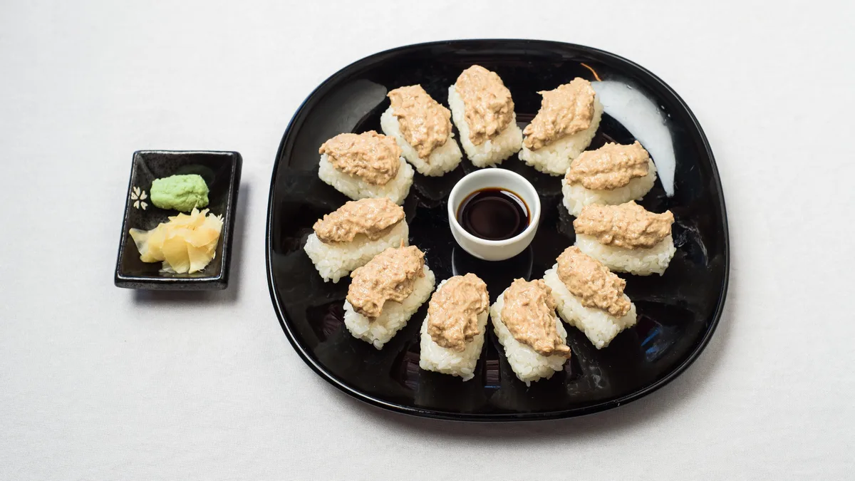 Tonnikala sushi (12kpl)