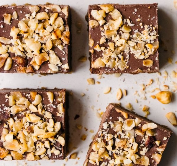 Raw Hazelnut Square