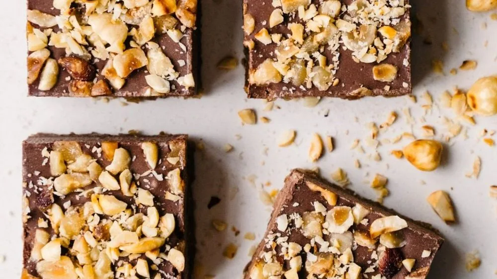 Raw Hazelnut Square (Cooled)
