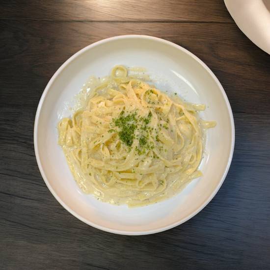 Fettuccine Alfredo