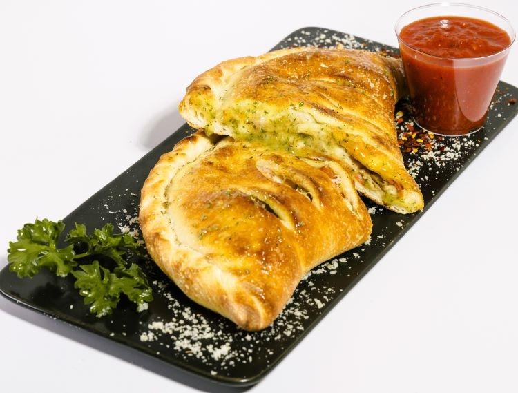 Sicilian Calzone /w Marinara