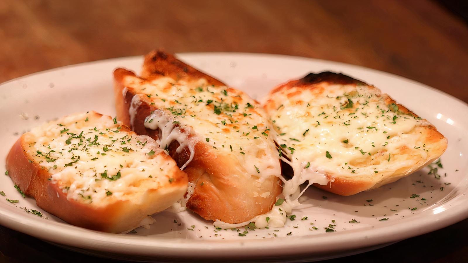 Garlic Cheese Bread