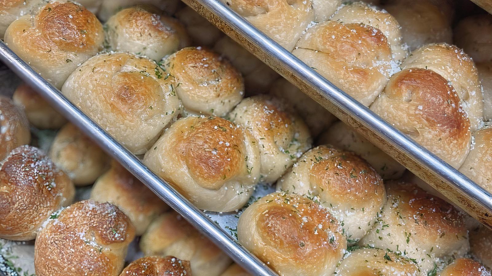 Garlic Knots (12 Pieces)