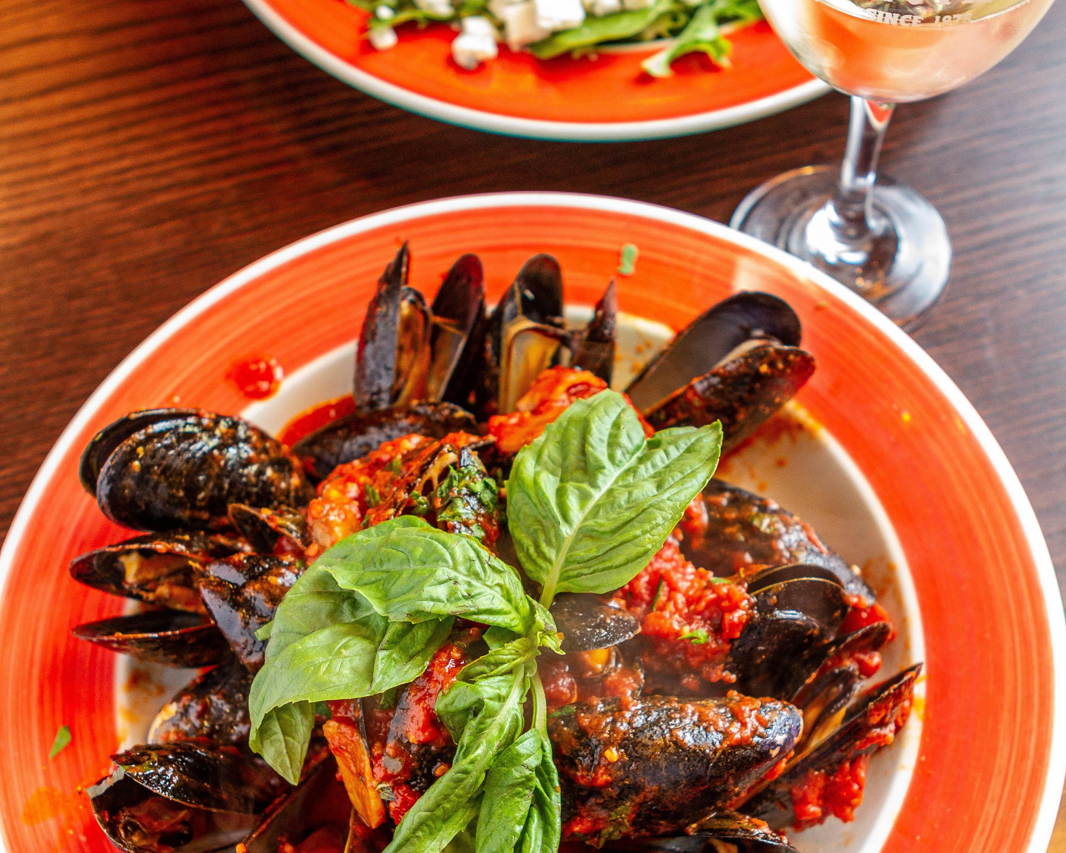Joe's Famous Mussels