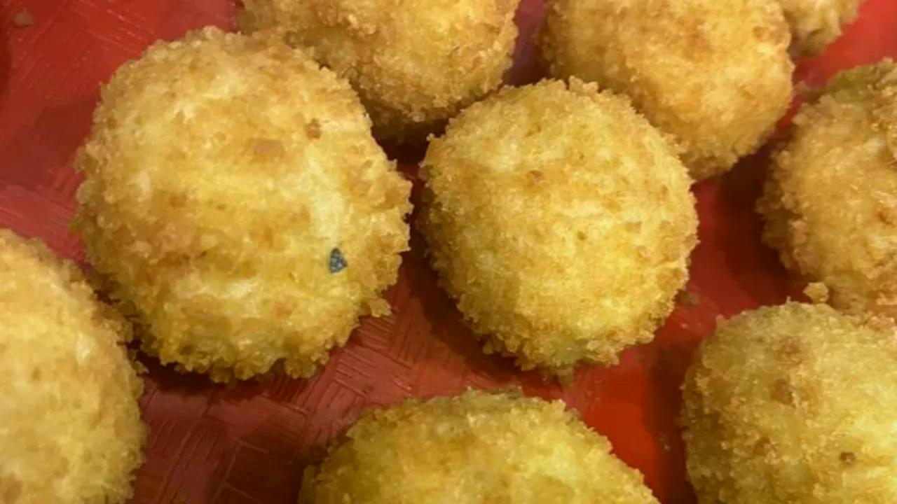 Mac and Cheese Balls (3 Pieces)