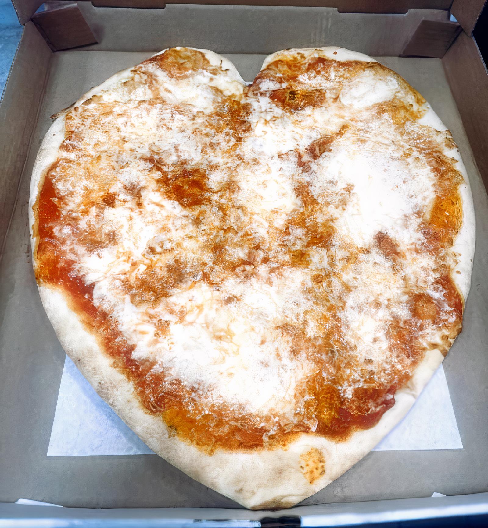 VALENTINES HEART SHAPED PIZZA