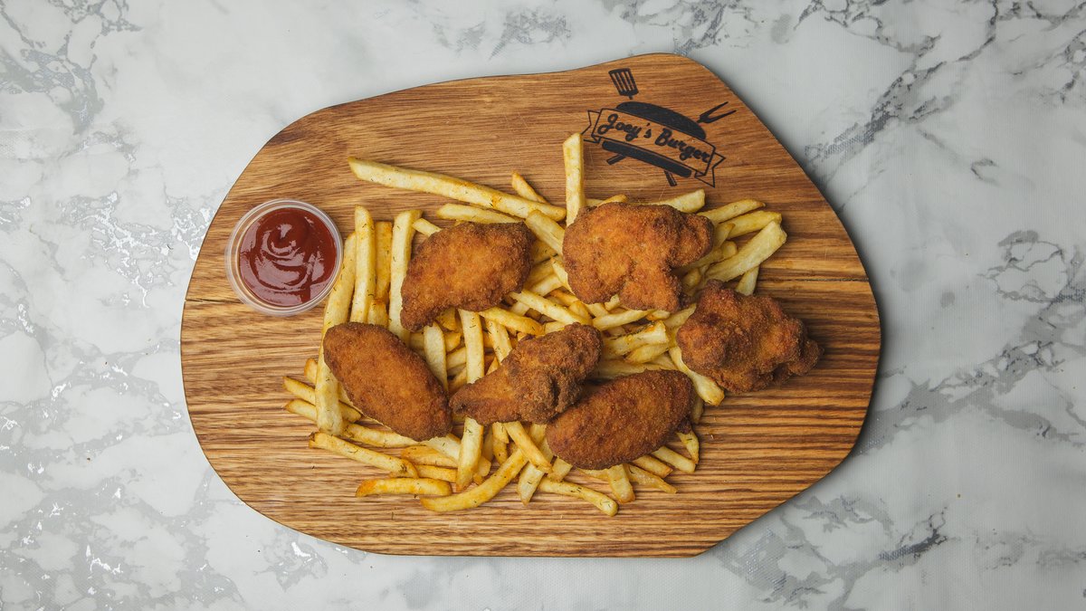 Crispy Hotwings med pommes frites
