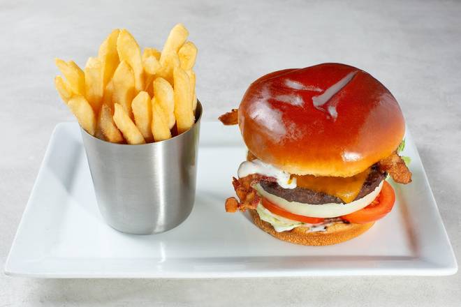 CHEDDAR, BACON and RANCH BURGER*