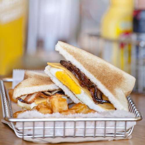 Breakfast Sándwich