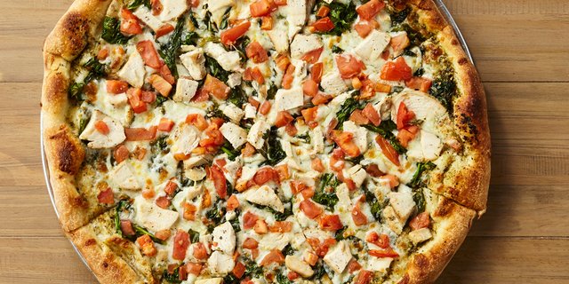 Chicken Florentine Pizza