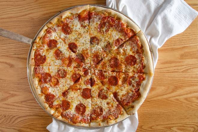 18" Custom Pizza