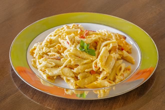 XXtra LG Mac and cheese