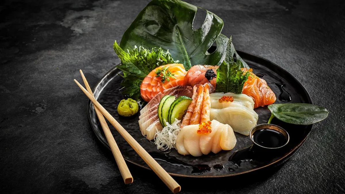18. Sashimi Main