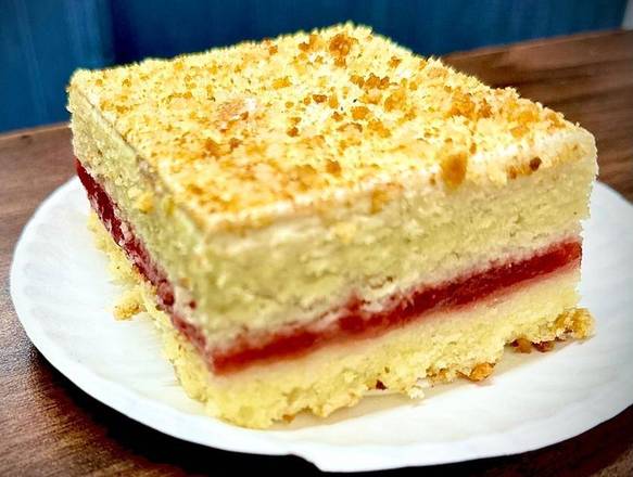 Strawberry Cake