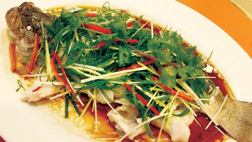Steamed Live Whole Fish
