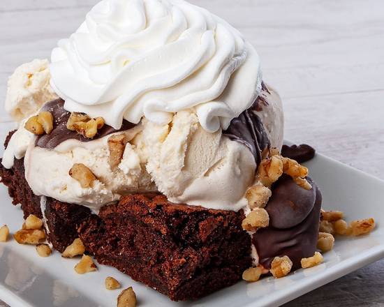 Make at Home Brownie Sundae Kit (serves up to 4)