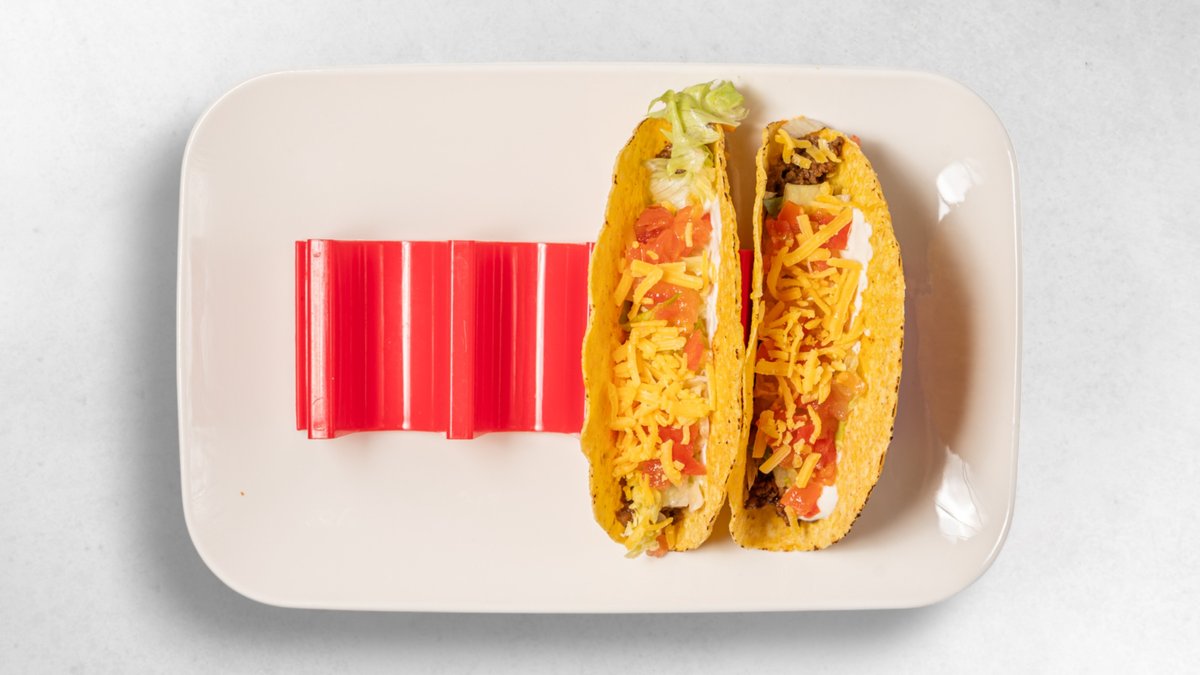 2 Super Crunchy Chicken Tacos