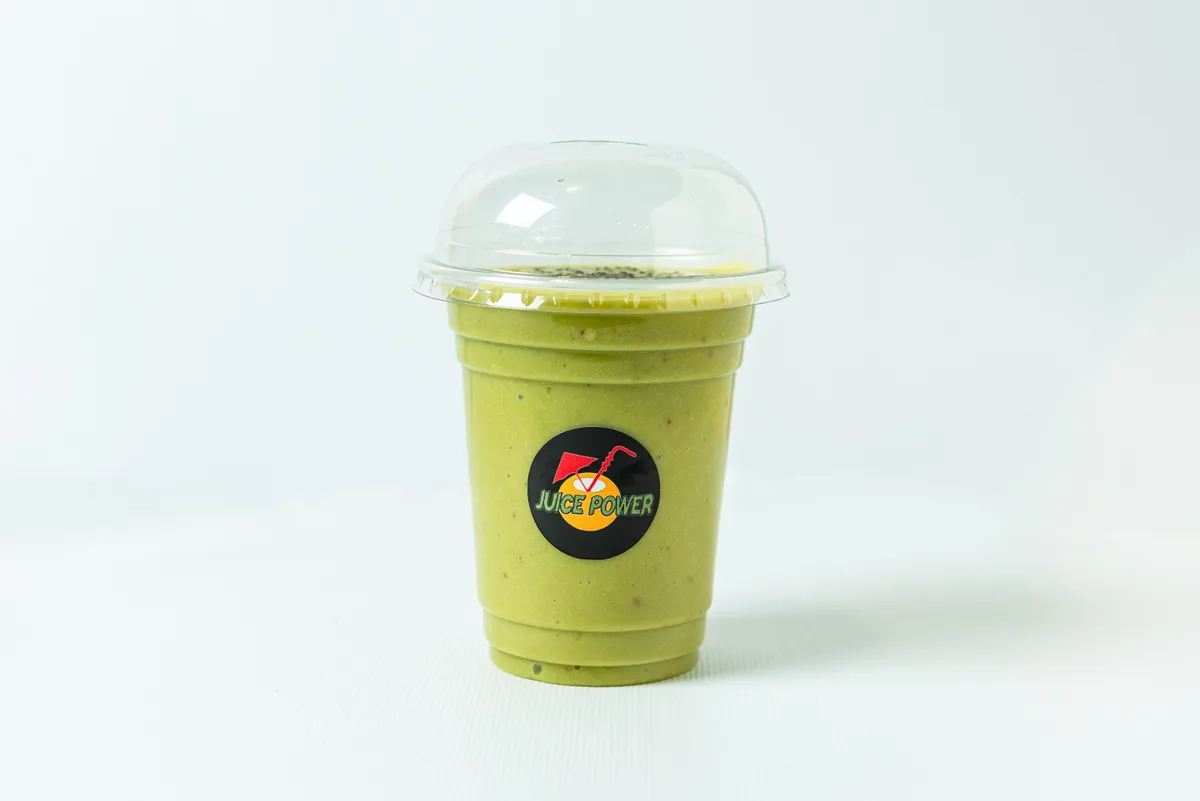 Super Mëngjesi : Qumesht ose Leng Frutash Avogado Banane Spinaq