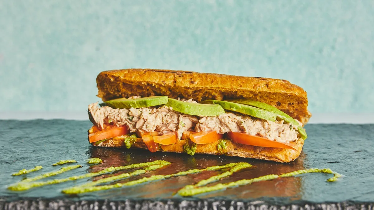 Tunsalat sandwich