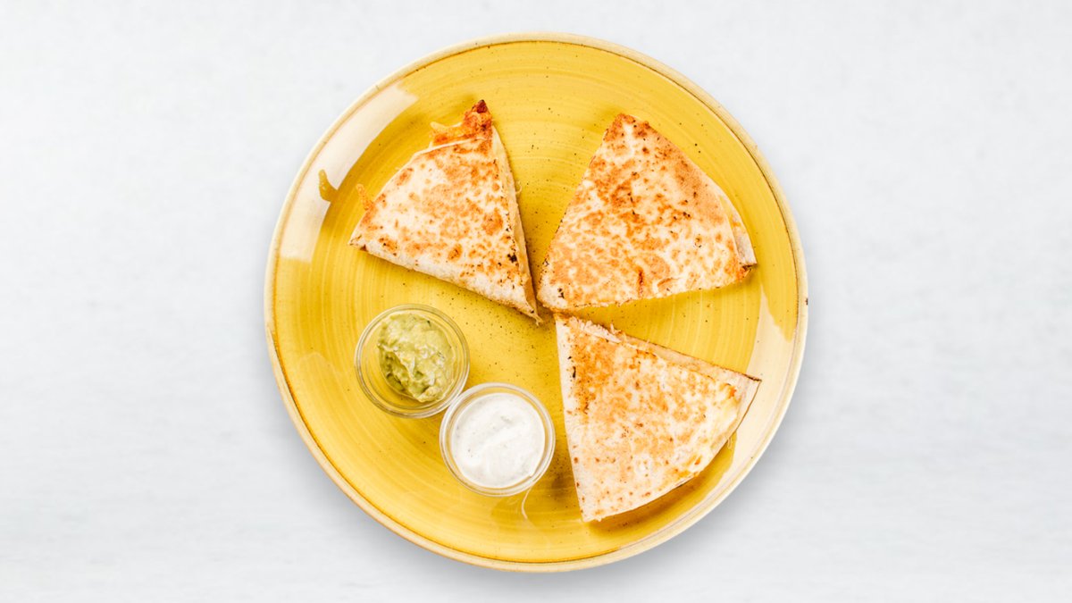 Salmone Quesadilla