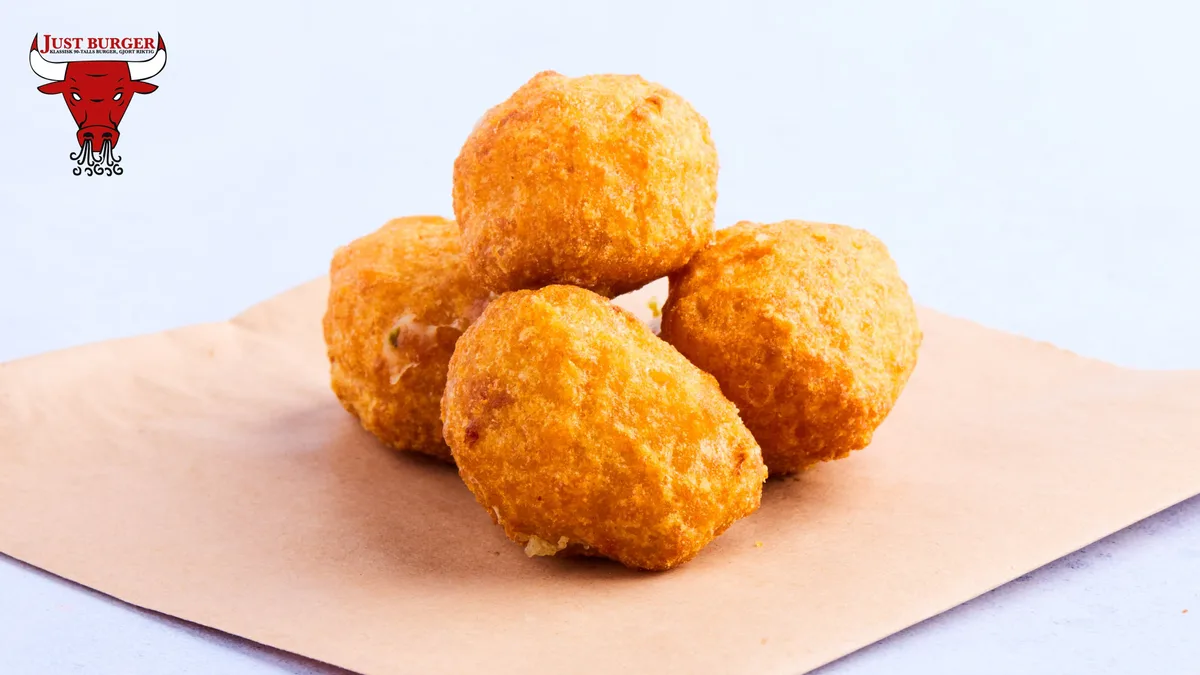 Chili Cheese Poppas