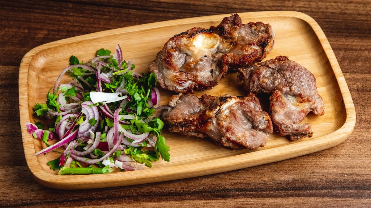 Tikə Kababı Dana eti + çörey