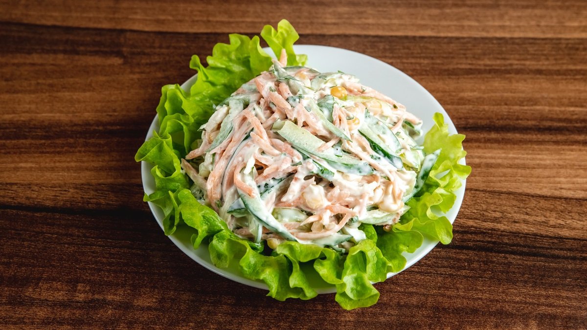 Toyuq Salatı
