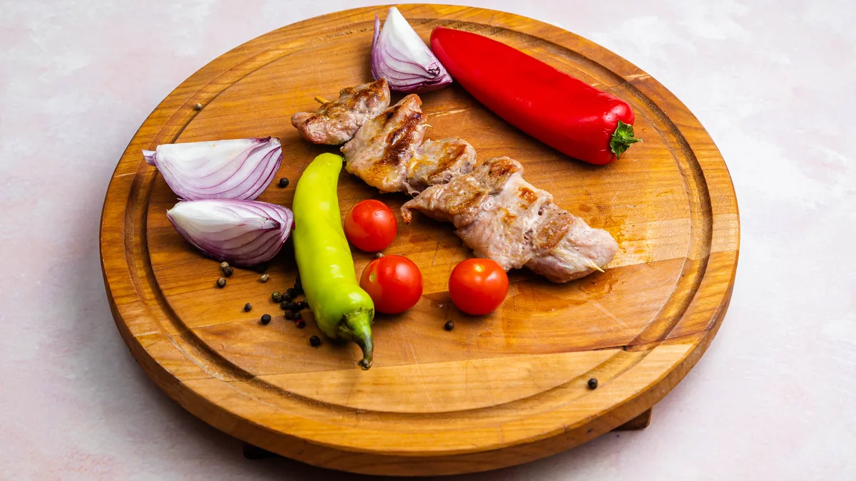 Svinjski ražnjići 300g