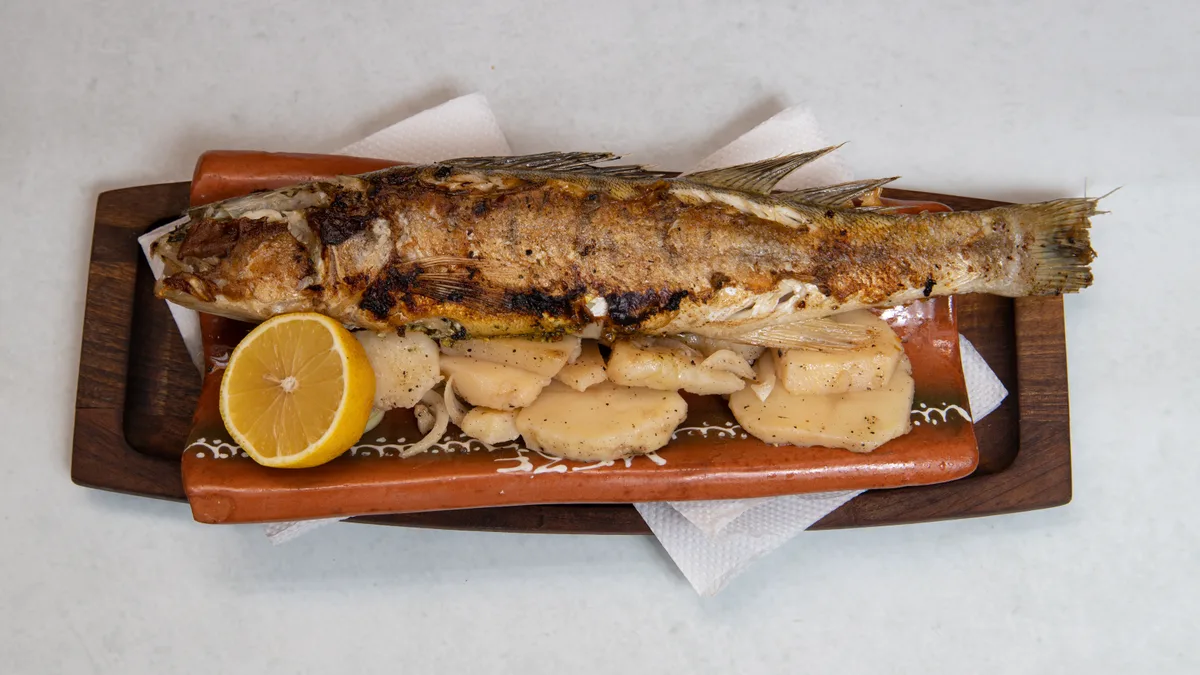 Smuđ sa krompir salatom 300g