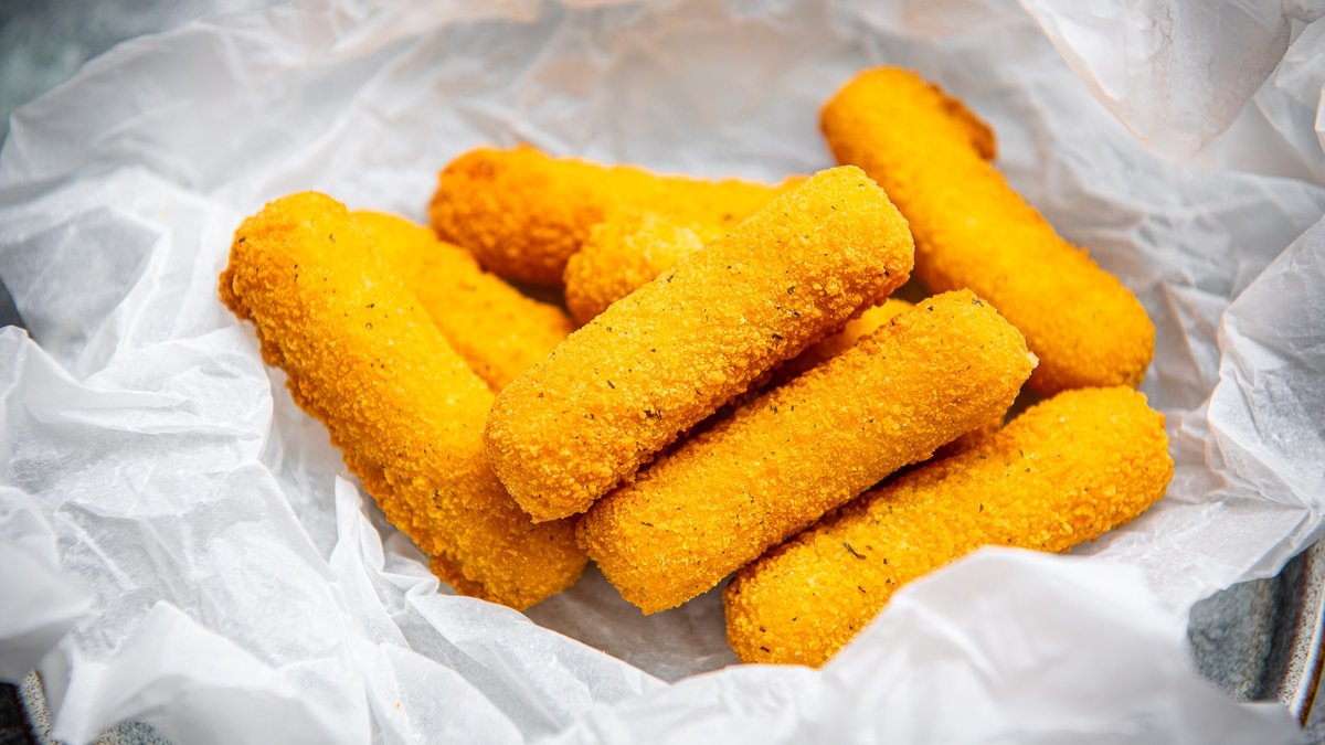 Mozzarella Sticks with Kagerou Sauce