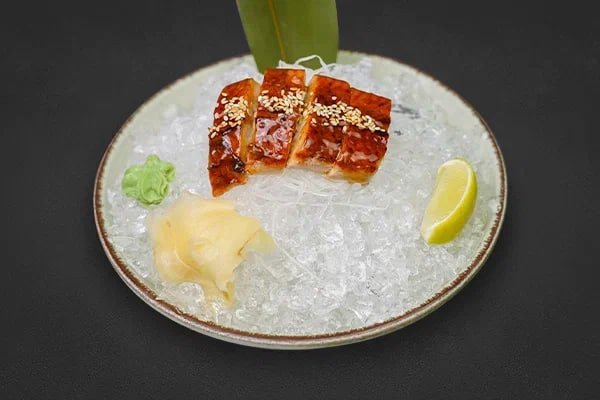 Sashimi unagi