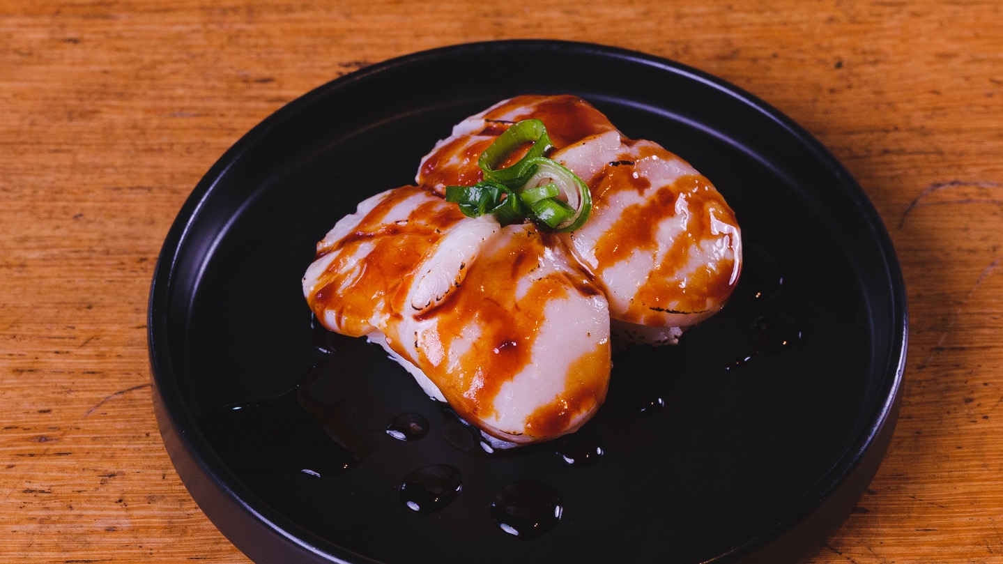 Baked Scallop Aburi