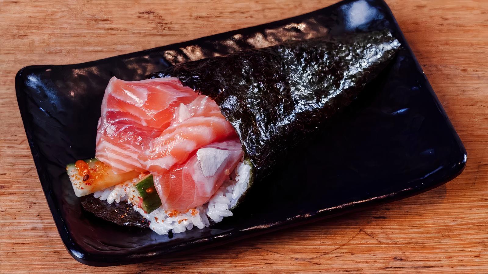 Spicy Salmon Hand Roll