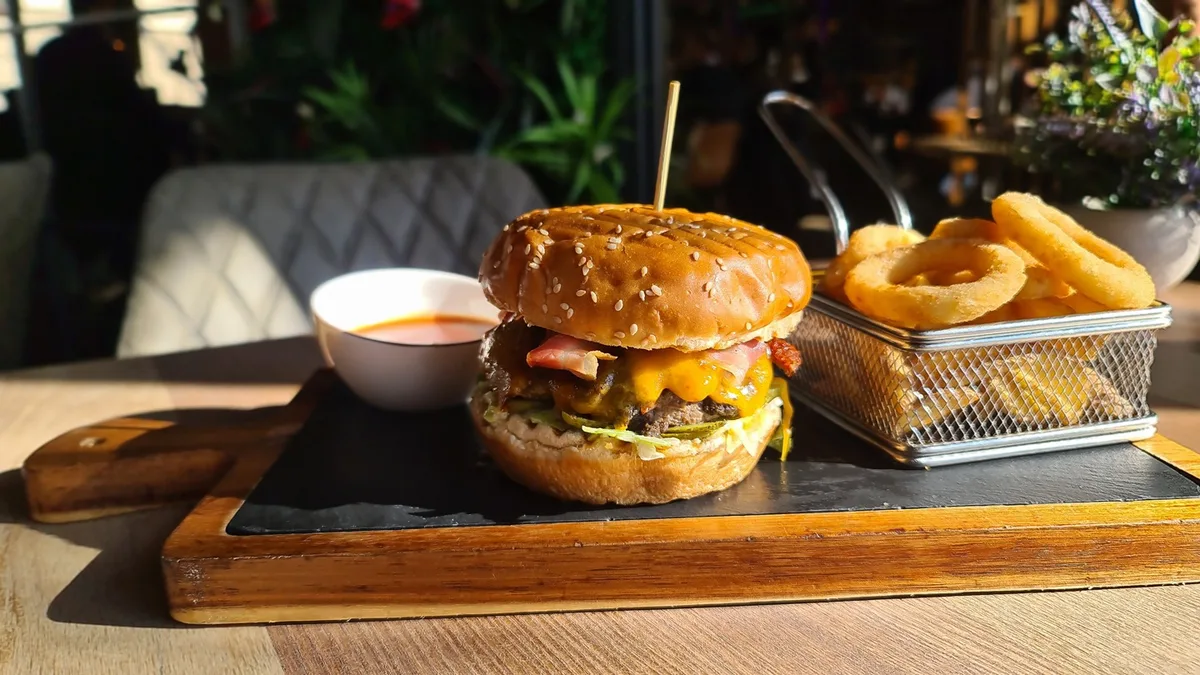 Beef burger sa tartufima