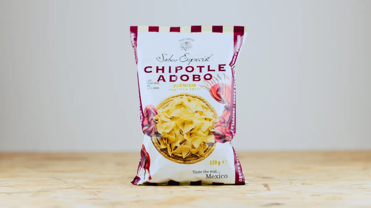 Nachos (kukuričné chipsy) - príchuť Chipotle adobo