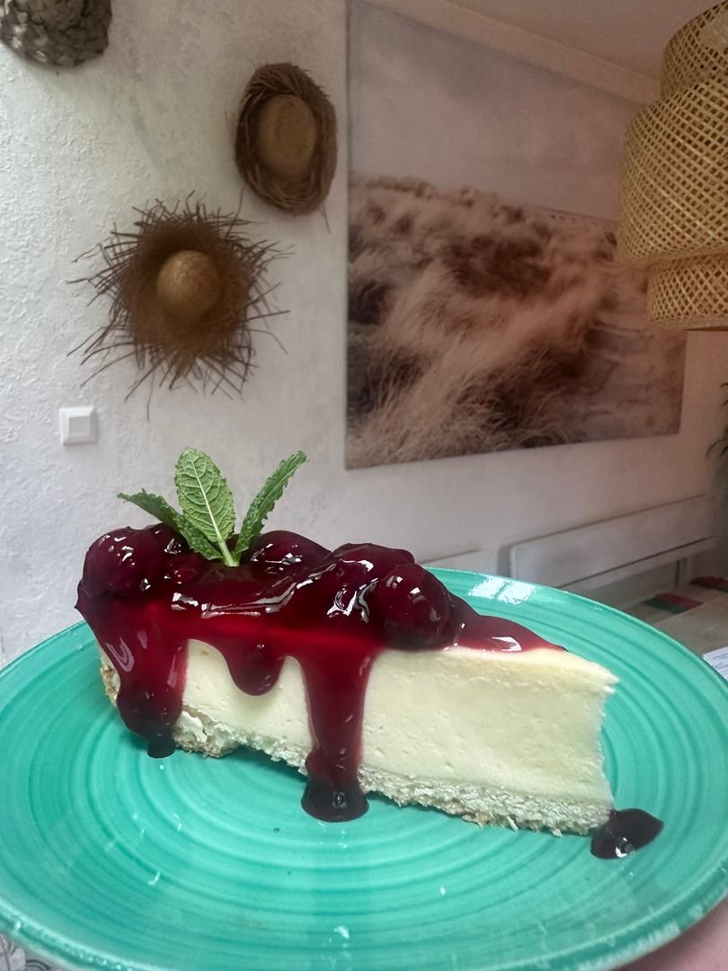 NY Cheesecake šťavnatá višňa