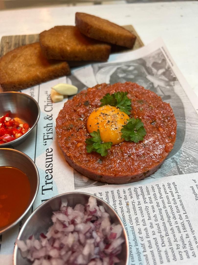 Tatarský Biftek AU   150g + 5ks topinka
