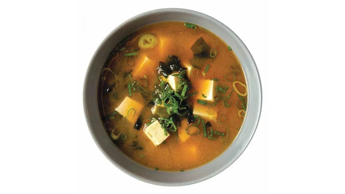Miso wakame soup