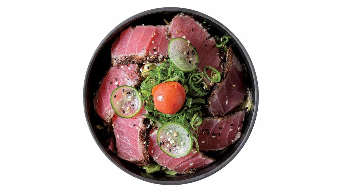 Tataki Tuna Salad