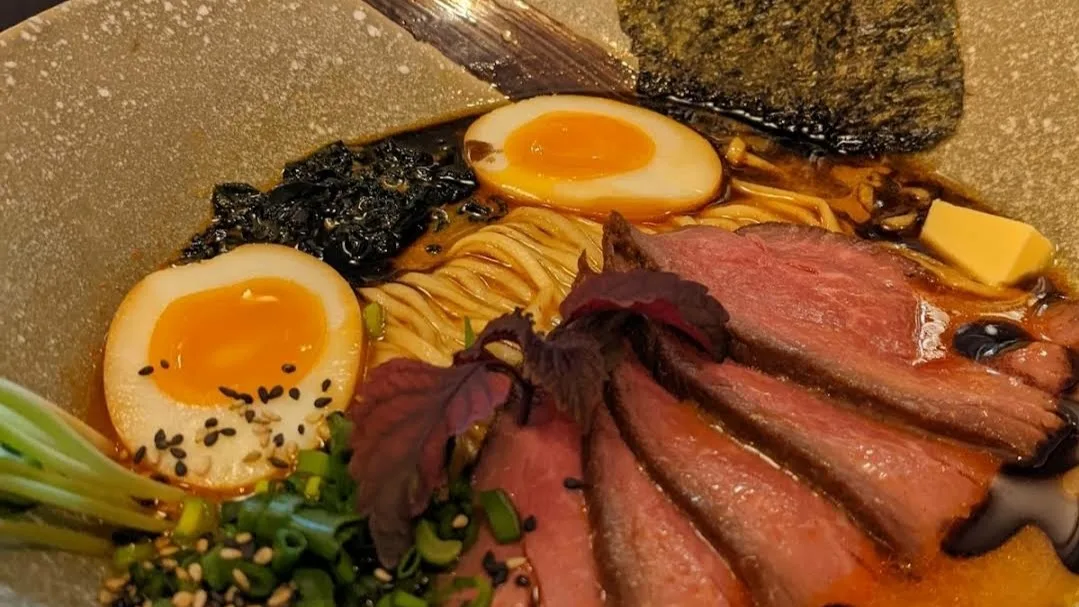 Vürtsikas miso ramen veise sisefileega